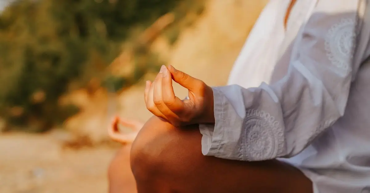 Comment la Méditation Peut Améliorer Votre Gestion du Stress